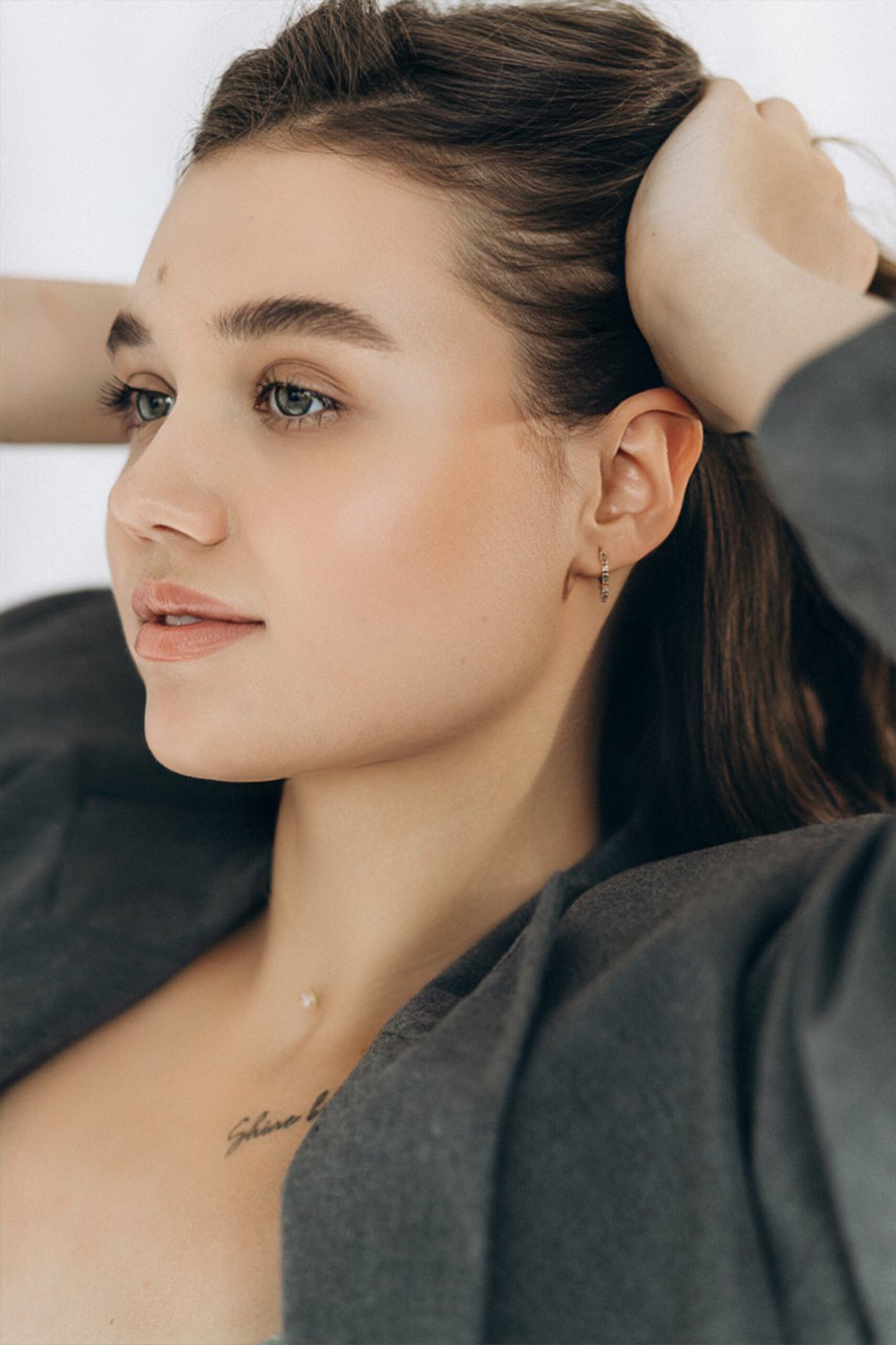 Klares Portrait mit Profil